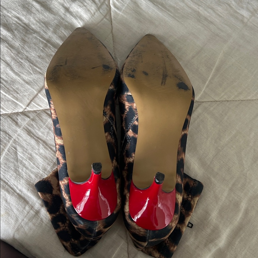 Betsey Johnson Leopard Ankle Boots with Red Heel - Picture 2 of 5